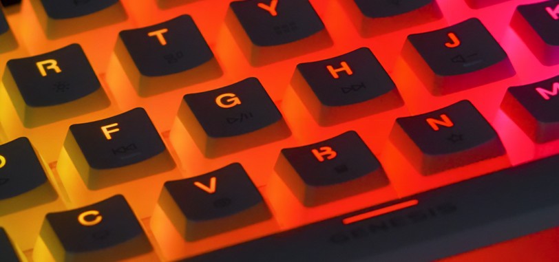 Genesis Thor 660 in a new variant - with Gateron Brown switches!